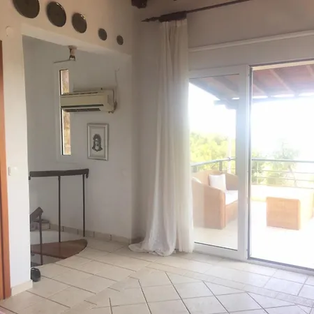 Compass Rose - Infinite Sea & Forest View Ferienhaus