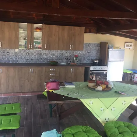 Compass Rose - Infinite Sea & Forest View Ferienhaus