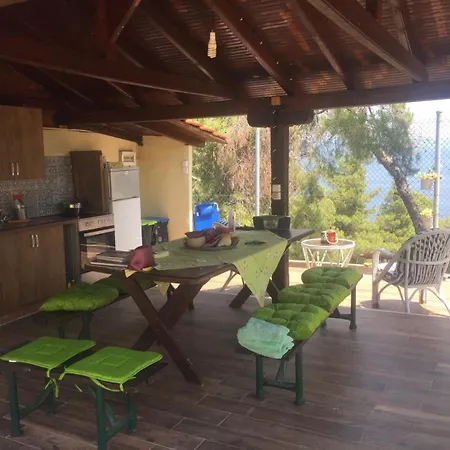 Compass Rose - Infinite Sea & Forest View Ferienhaus